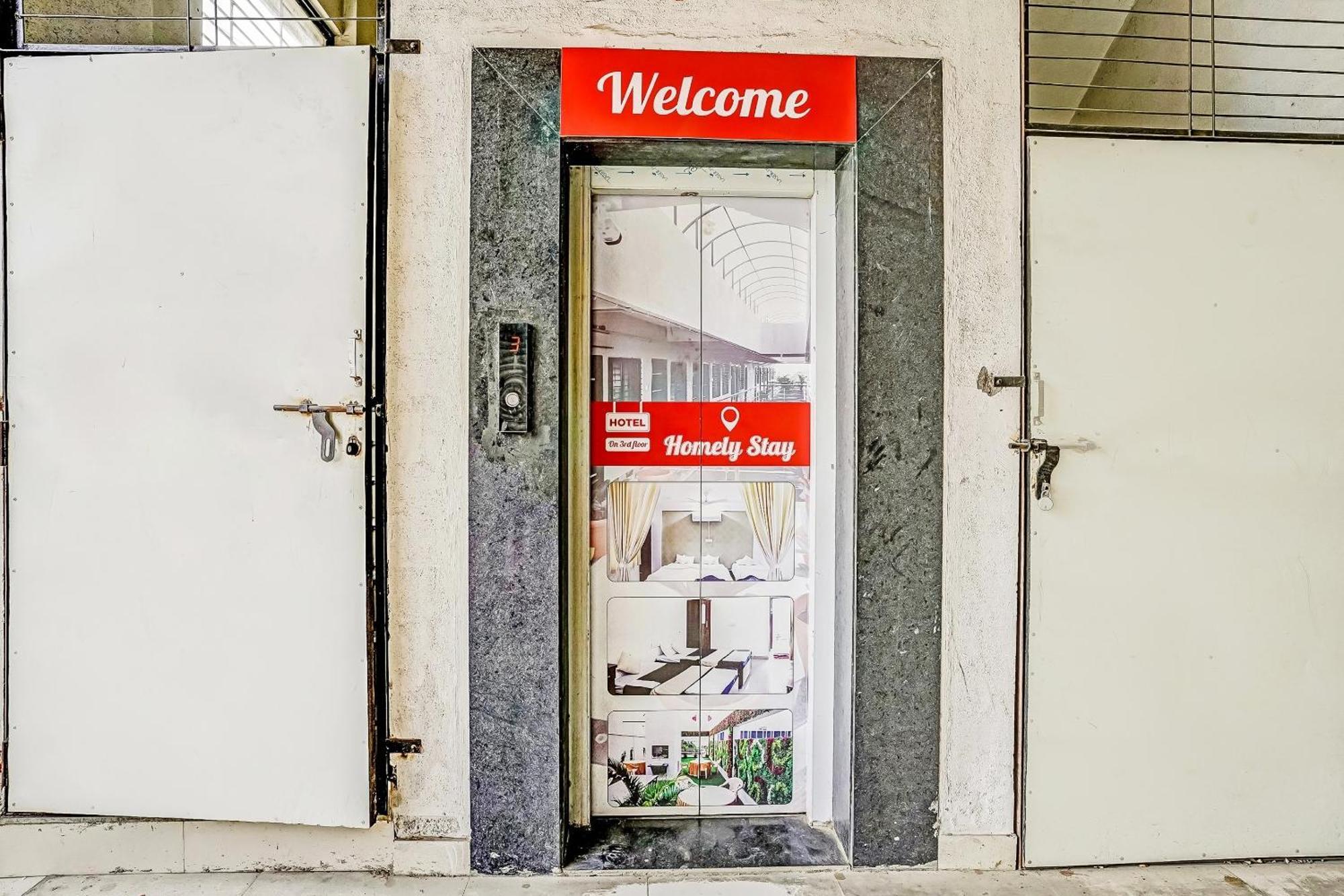 Super Hotel O Homely Stay Aurangābād Esterno foto